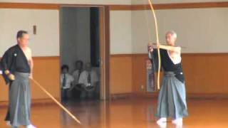 Kyudo 弓道 模範演武2010912 [upl. by Araf523]