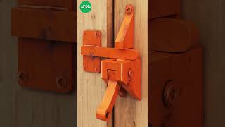 Automatic wooden door latch latch lock gate [upl. by Arbrab]