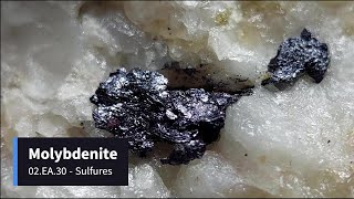 02EA30  Molybdenite  D83  Minéraux [upl. by Etteragram62]