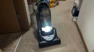 2005 Hoover TurboPower 3100 Fold Away Upright Bagless Vacuum U51679000 [upl. by Yrok]