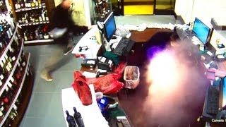 Ecigarette explodes in mans pocket in New York [upl. by Trevah]