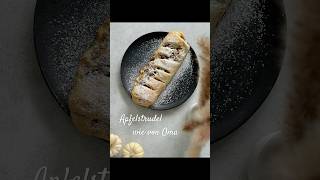 Veganer Apfelstrudel🍂 vegan apfelstrudel baking [upl. by Groome584]