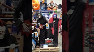 Skeleton Rock Band Animatronics at Lowes halloween decor [upl. by Anivlis425]