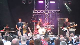 From The Jam with Bruce Foxton  Eton Rifles  Live at the Happy Days Festival 2015 [upl. by Sacks]