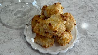 Garlic Cheese Bisquick Biscuits Red Lobster Copycat Recipe [upl. by Ailahtan83]