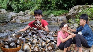 The boy wandered around picking up stream clams to sell at the market  Ly Dinh Quang [upl. by Filbert974]