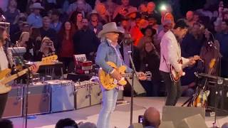 Dwight Yoakam 1232020 [upl. by Parrnell]