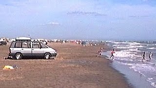 1993 augustus ZuidFrankrijk video 1 van 4  Camping De La Chapelette  Met Espace op het Strand [upl. by Nosak]