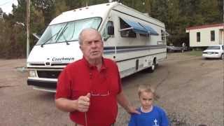 1990 Coachmen Classic 34 Walkaround [upl. by Aitak916]