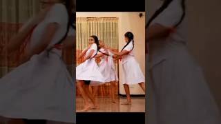 දෙපාරක් බැලුව නේත 🙈❤️ Sri Lankan School Girls Perform Stunning Dance to quotLalai Lilai Laiquotdance 1m [upl. by Barry]