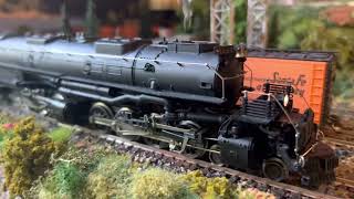 H0 Union Pacific 4005 „Big Boy“ Steam Locomotive [upl. by Laurance98]