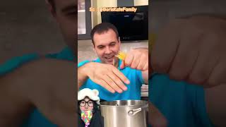 Papa masak Spagetty asal asalan ⁉️ shorts [upl. by Nevek]