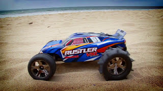 Traxxas Rustler VXL  Day at the Beach [upl. by Ainegul]