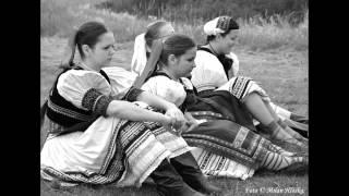 FS Železiar  Ponyže Jakubjan Takyj u nas nočoval SlovakRusyn Folk Songs [upl. by Enalb]