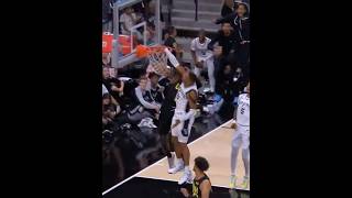 Keldon Johnson Incredible Poster Dunk [upl. by Iaverne909]