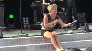 Jeanette Biedermann  Solitary Rose   HD HQ  Berlin Open Air 2011 07 [upl. by Monahan]