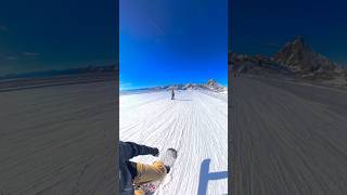 CHILLING snowboard snowboarding [upl. by Revert]