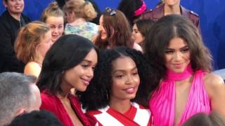 Zendaya greets Yara Shahidi at Spiderman Premiere [upl. by Namad]