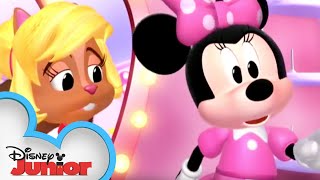 The PomPom Problem  Minnies BowToons  disneyjr [upl. by Ramas629]