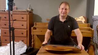 Unboxing of a WEIRD Zither [upl. by Huoh]