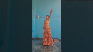 Piya kala Sadi  shorst Bhojpuri viral dance nirajaryavlog [upl. by Annaihr39]