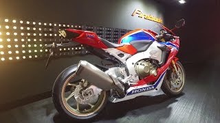 Honda Fireblade SP2 Walkaround [upl. by Yelahs802]