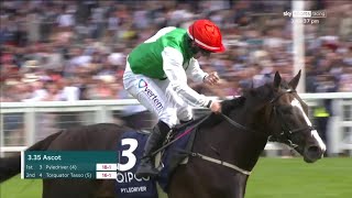 What a performance PYLEDRIVER is brilliant in the King George at Ascot [upl. by Gillie]