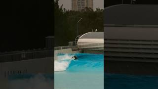 Sydney wave pool intermediate left surfing wavepool [upl. by Darcia]