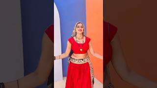 Munda gora rang dekh 🥰meenu shorts dance trending youtubeshorts [upl. by Eessac427]