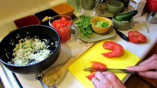 TRG 2012 Recipe A Basic Heirloom Tomato Garden Salsa Brandywines [upl. by Ahilam]