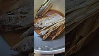 FRYING SALTED FISH satisfying fish shortsfeed shorts food trendingshorts [upl. by Tanberg]