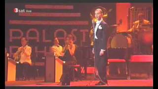 Max Raabe amp Palast Orchester  Wenn ich sonntags in mein Kino geh Berlinale 2010 [upl. by Aisan262]