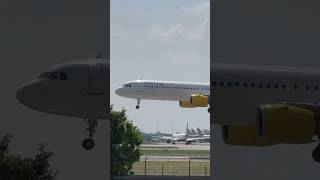 Vueling A320 lands smoothly on runway 09L London Heathrow vueling heathrow [upl. by Aytak208]