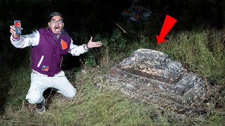 100 साल पुराना भूतिया कब्रिस्तान  Visiting 100 Year Old Haunted Graveyard [upl. by Nnyleuqaj]