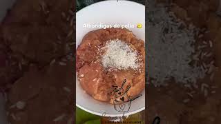 Albóndigas de pollo en salsa verde comidamexicana recetas [upl. by Ahseenat544]