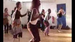 Stage de danses africaines par Sellou african dance workshop [upl. by Redmer]