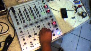 PRUEBA DE LA MEZCLADORA MARCA BEHRINGER MODELO DJX700 [upl. by Eardna]