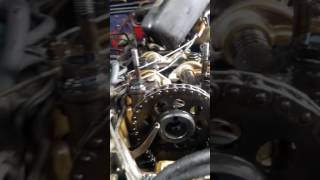 Timing chain markson a 22r Toyota engine 1985 [upl. by Leziar]