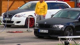 BMW M5 E60 vs BMW 135i Coupe Drag Race Viertelmeile Rennen Acceleration Sound Beschleunigungsrennen [upl. by Nnod]