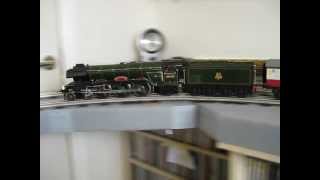 O Gauge Ace Trains A3 60103 Flying Scotsman at Tinkers Hill Model Railway Layout  OO 00 I NRM [upl. by Cally876]