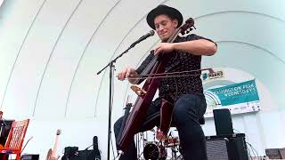 Peter J Thomas Looping electric cellistsinger  Washington Park Wednesdays Music Series 8282024 [upl. by Anytsirk349]