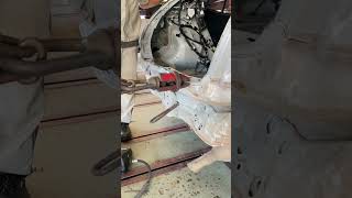 Pull the back panel in a threecha rhythm style repaircar automobile automechanic car diy [upl. by Llessur812]