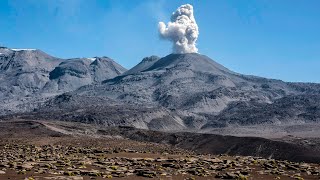 SABANCAYA Eruption  PEROU Volcano sabancaya volcano volcan pérou volcanicactivity [upl. by Sullecram]