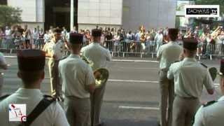 Fanfare Parade Militaire Ecole dArtillerie de Draguignan Live in Toulon 2013 [upl. by Pollyanna660]