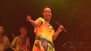 Linzy Bacbotte  25 ans de carrière en chanson [upl. by Oca587]