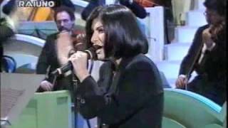 Laura pausini Strani amori Sanremo 1994 [upl. by Bee68]