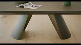 The Apian Extending Dining Table by Calligaris [upl. by Yeclehc842]