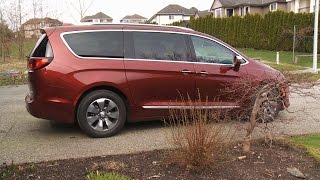 2017 Chrysler Pacifica Hybrid [upl. by Nosirrah]