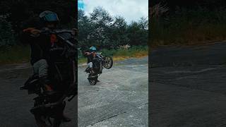 HOW TO POP WHEELIE ON PULSAR 220 shorts reels wheelie stunt shortsfeed trendingshorts [upl. by Enid511]