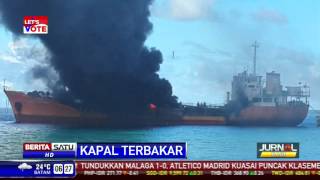 Kapal Tanker Terbakar Cederai 2 Orang [upl. by Howard114]